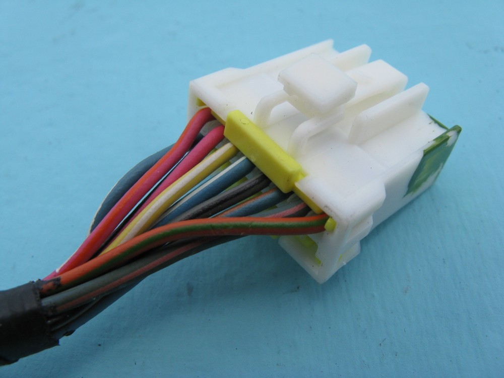 00 FORD EXCURSION OVERHEAD CONSOLE UPPER COMPASS DISPLAY YC35-10D898-A PLUG P794