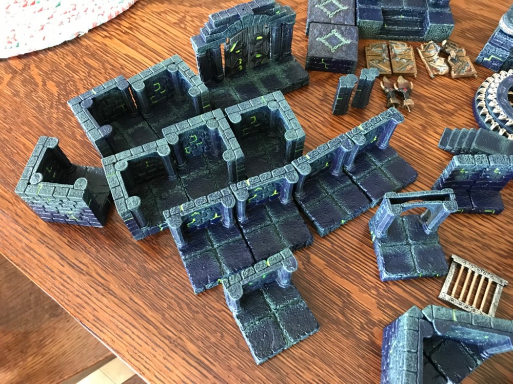 Dwarven Forge Sinister Painted Lot Used