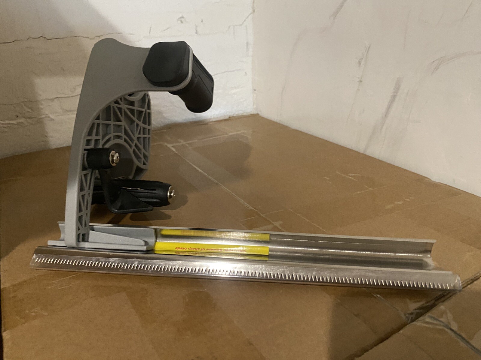 Hand-Masker Pro For Masking Film or Paper With Sharp Film Blade 12” NEW