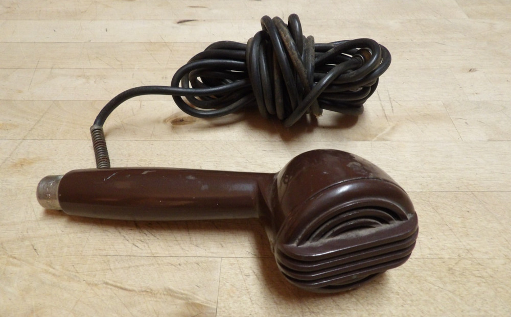VINTAGE MCM BakeLite  MICROPHONE ..