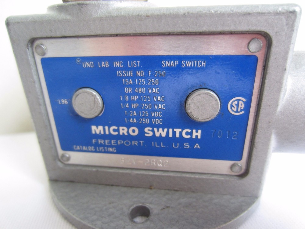 Honeywell Micro Switch BZV-2RQ2 BZV2RQ2 Microswitch Plunger Snap Limit Switch