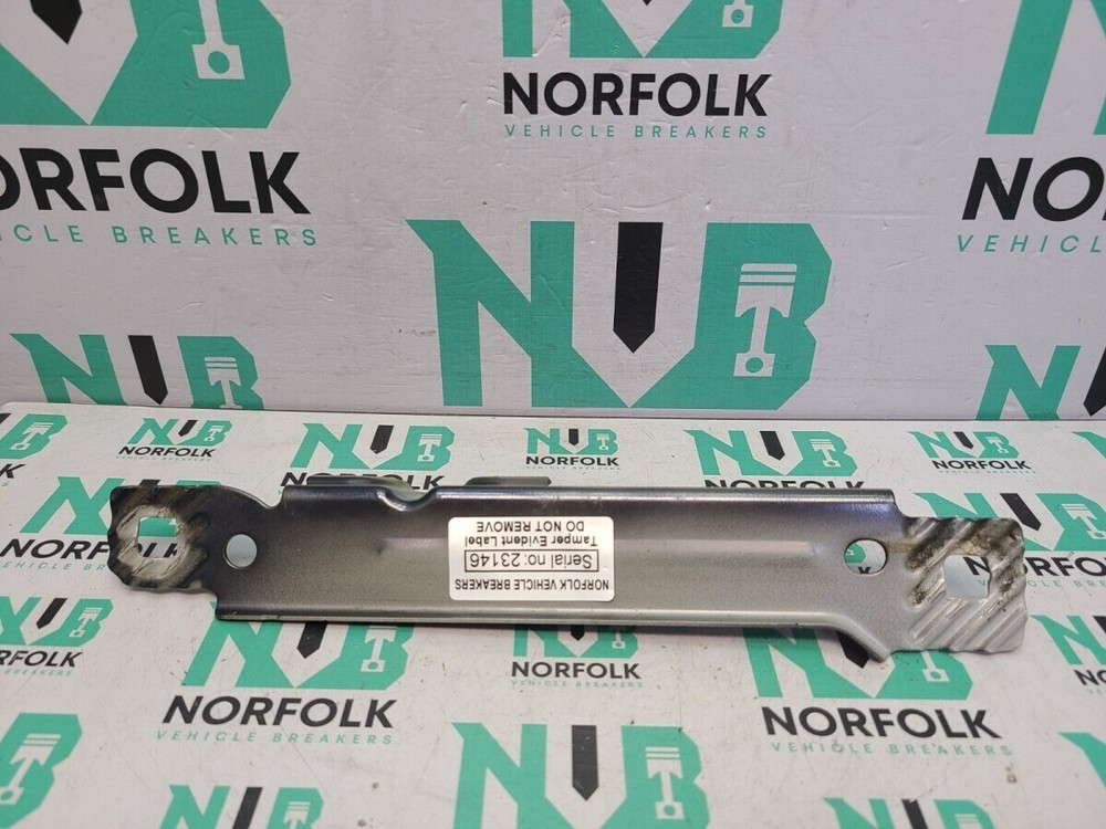 Mercedes S Class V222 Front Wing Bracket LEFT A2228811314