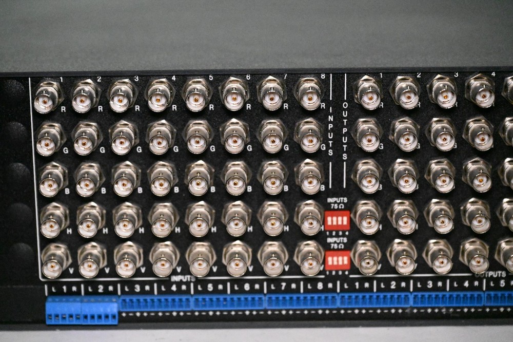 Extron CrossPoint Series