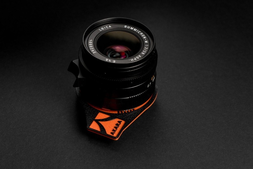 Leica 6-Bit Encoder with pens - Code your lenses quickly and easily at home.