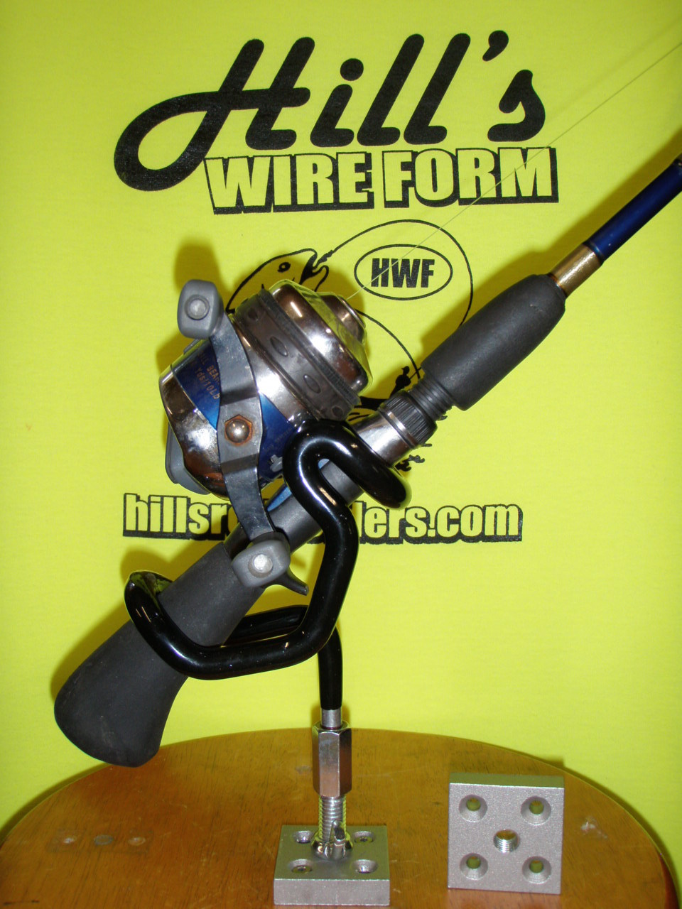 6 pack rod holders 45 degree 5" stainless stem 1/2" threads and 4-screw base