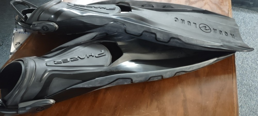 Aqualung Phazer Black Scuba/ Snorkel Fin -Size Regular