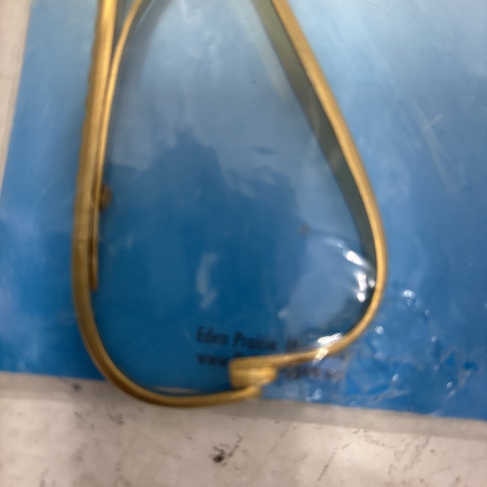 Freestone Mitten Clamps 6 “ Gold - New