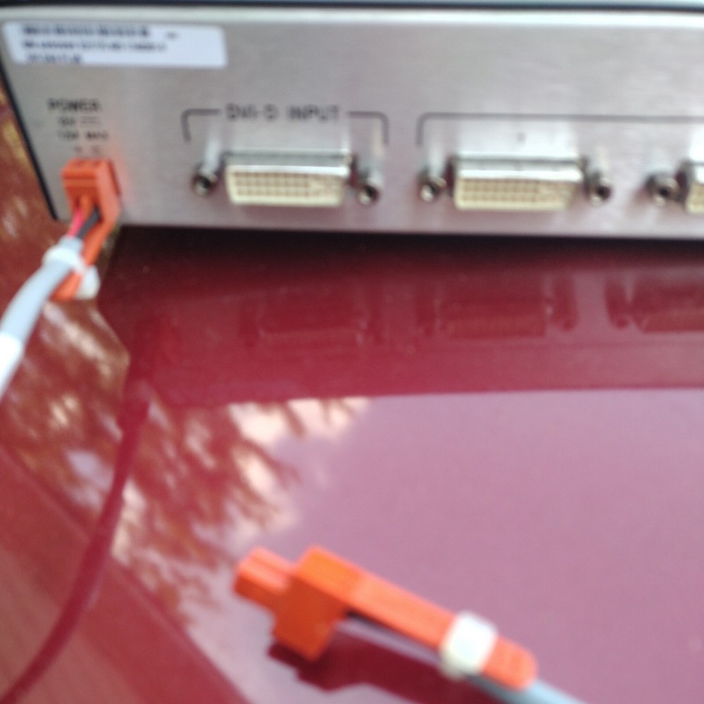 Extron DVI DA8 Plus DVI Distribution Amplifier