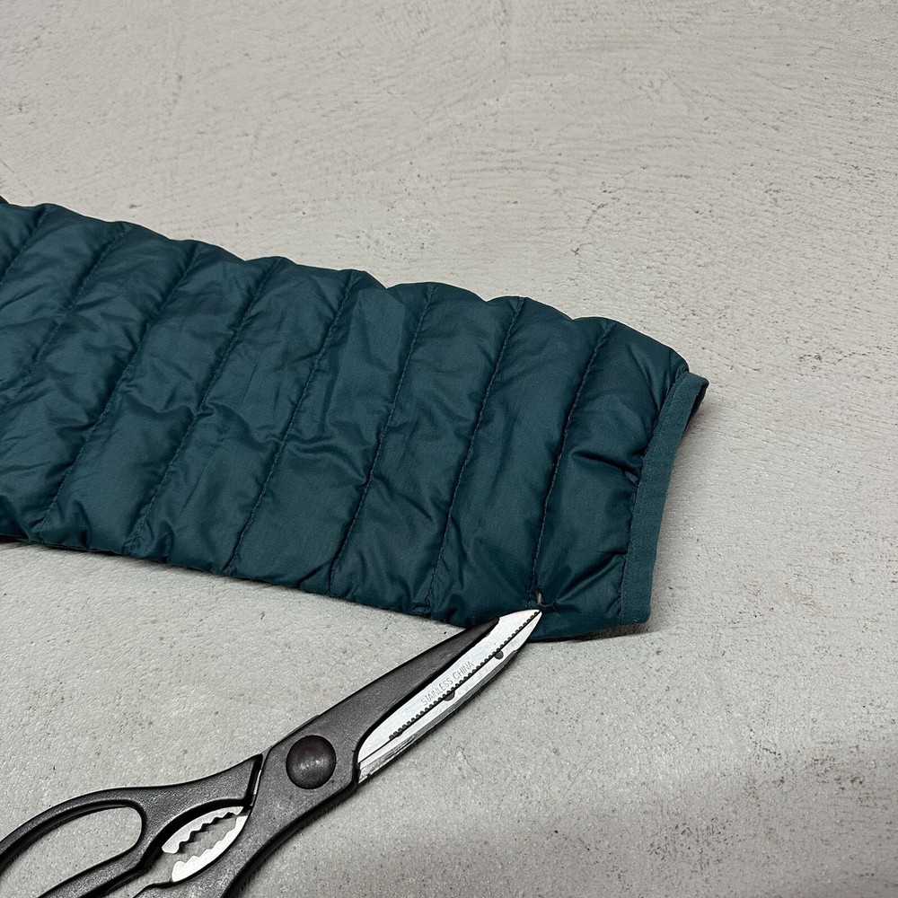 MARMOT 700 Fill Guides Down JACKET Youth Size Medium Blue