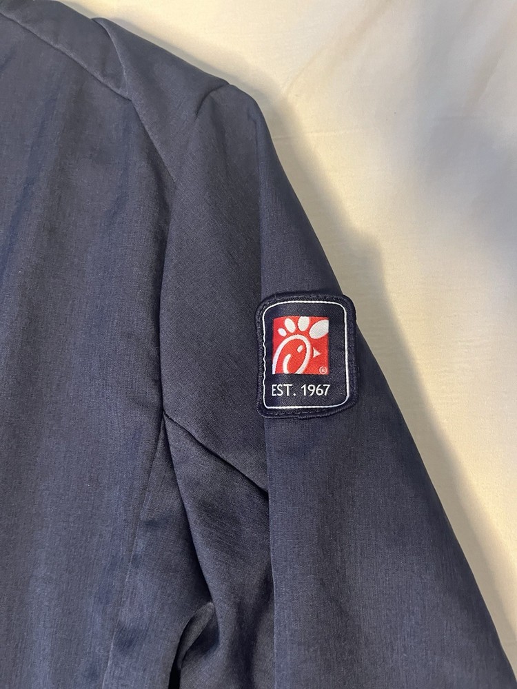 Chik Fil a Jacket Soft Shell Size Medium Full Zip Employee Uniform Oobe Lined
