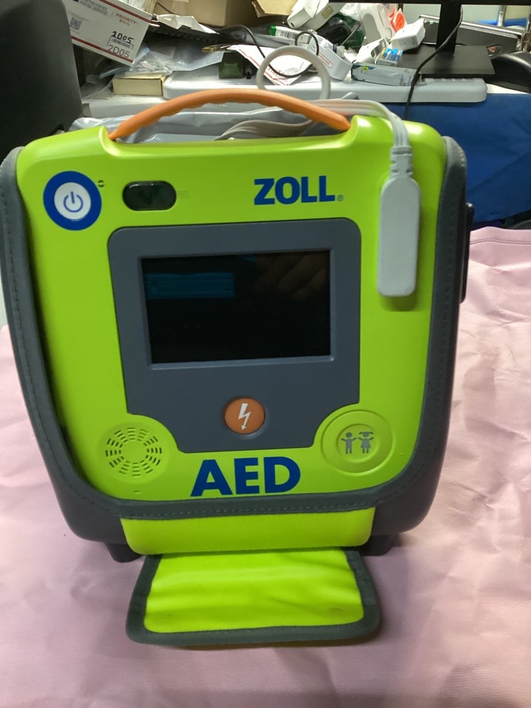 Zoll AED 3 Defibrillator Automatic