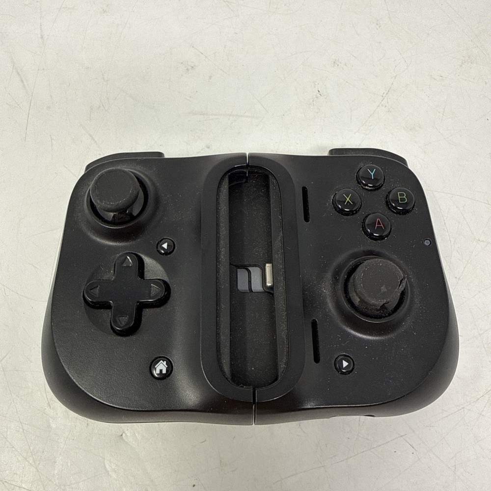 Razer Game Vice RZ06-0290 Mobile Game Controller Attachment Tested Working USB-C
