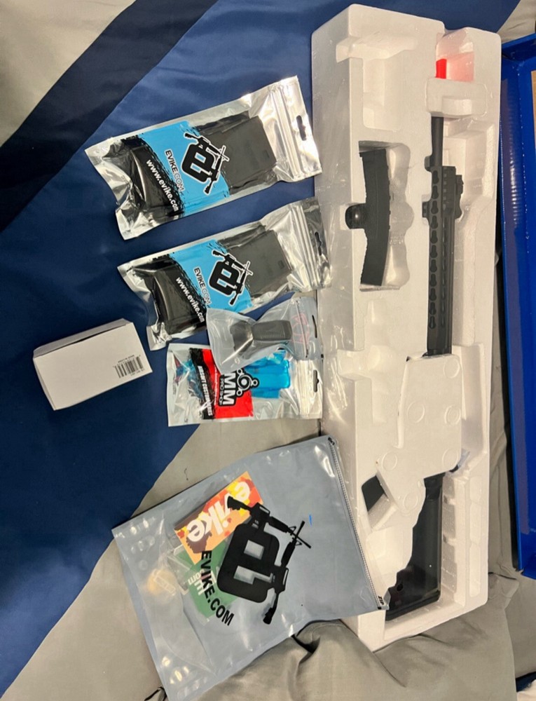 Cybergun Colt M4 Airsoft Gun