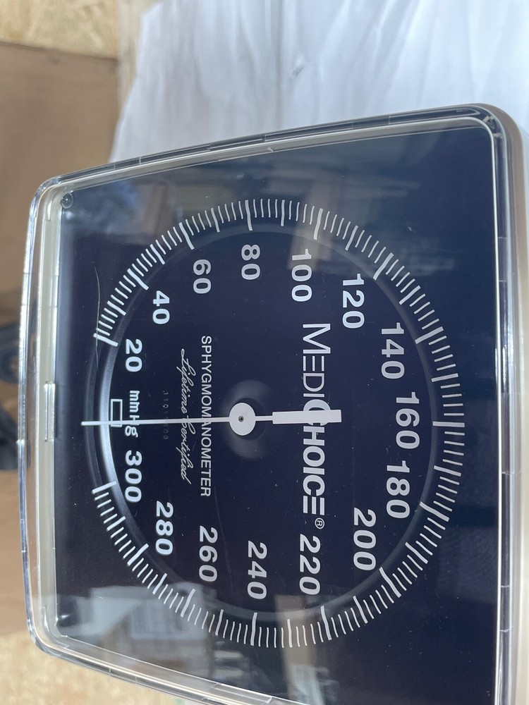 MediChoice Aneroid Sphygmomanometer with ADC Stand