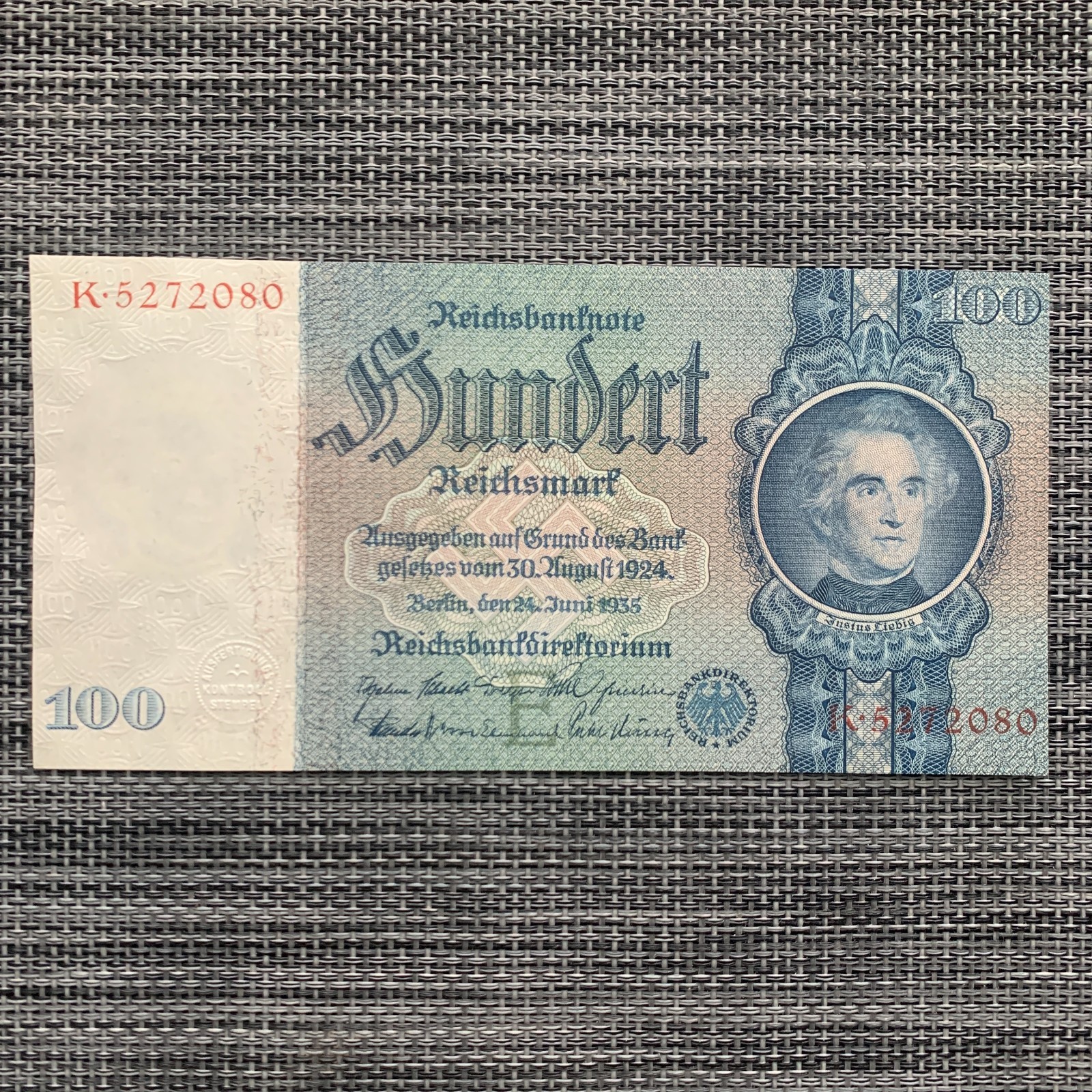 100 NAZI GERMAN Mark SWASTIKA Banknote (1935) P183 WWII, WW2 Currency Money