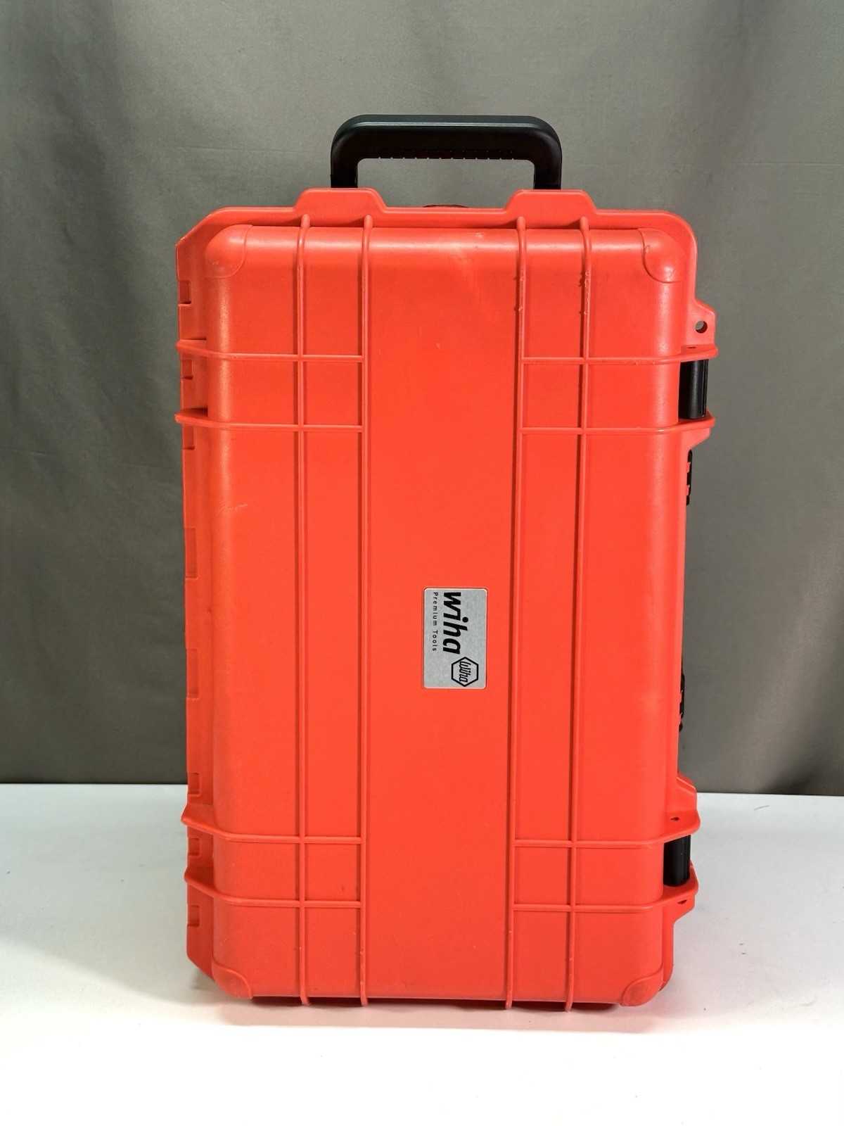 WIHA 80 Piece Master Electrician’s Insulated Tool Set in Rolling Hard Case NICE