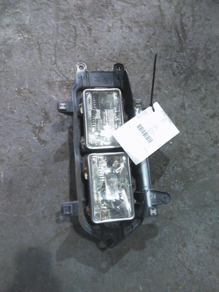 For 2005 GMC T7500 HEADLIGHT Right , OH