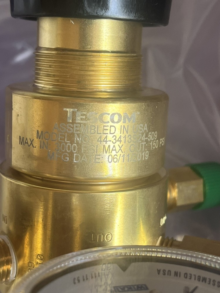 tescom regulator With Gauges Model 44-3413s24-509