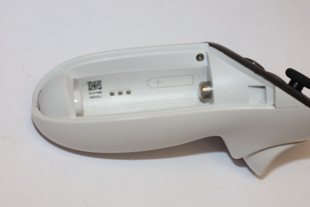 Meta Oculus Quest 3/3S VR OEM Right Controller ONLY S2Y