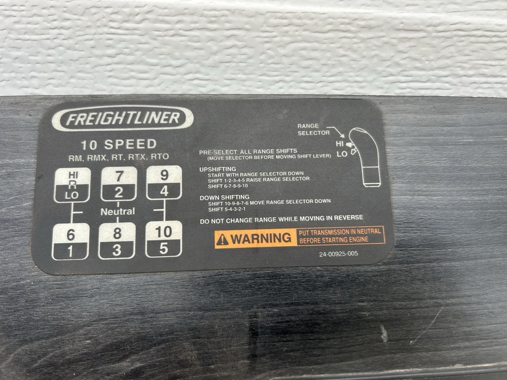 Freightliner 10 Speed Dashboard Switch Panel Console