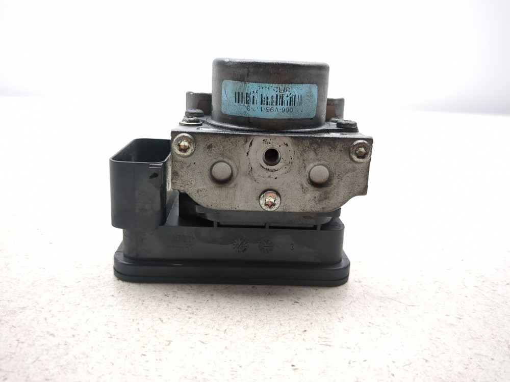 14-18 Indian Chieftain ABS Brake Pump Module 1911987