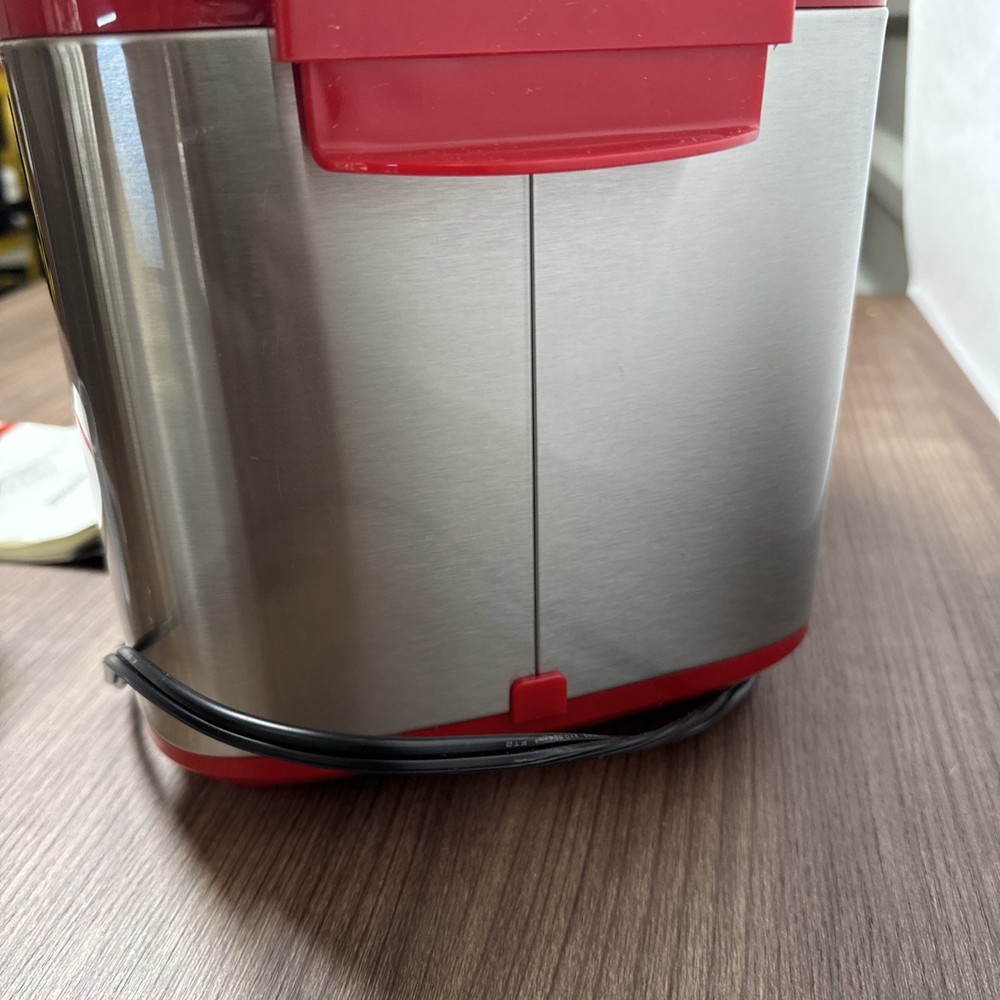 Cook's Essentials 1.5-lb Stainless Steel Breadmaker in Red