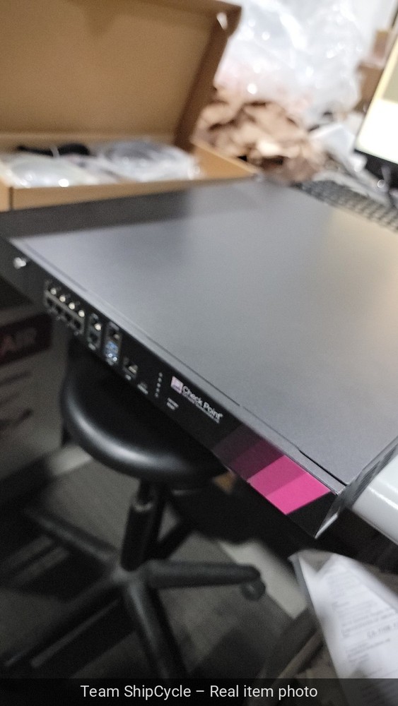 Check Point 5600 Security Gateway Firewall Appliance PL20 i54590S G2U