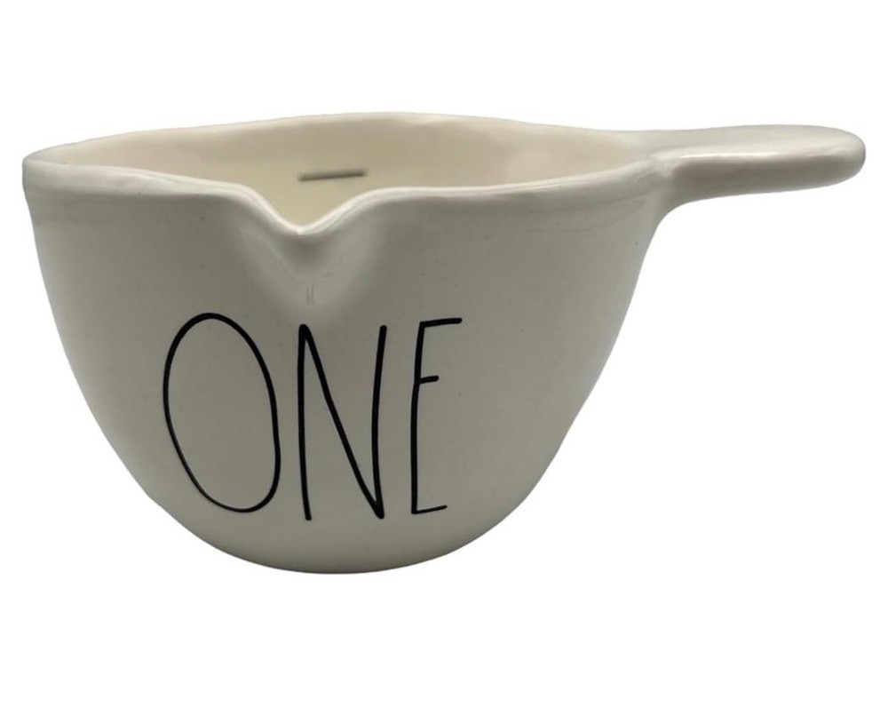 "Rae Dunn" 1 Cup Measuring Cup - A0108