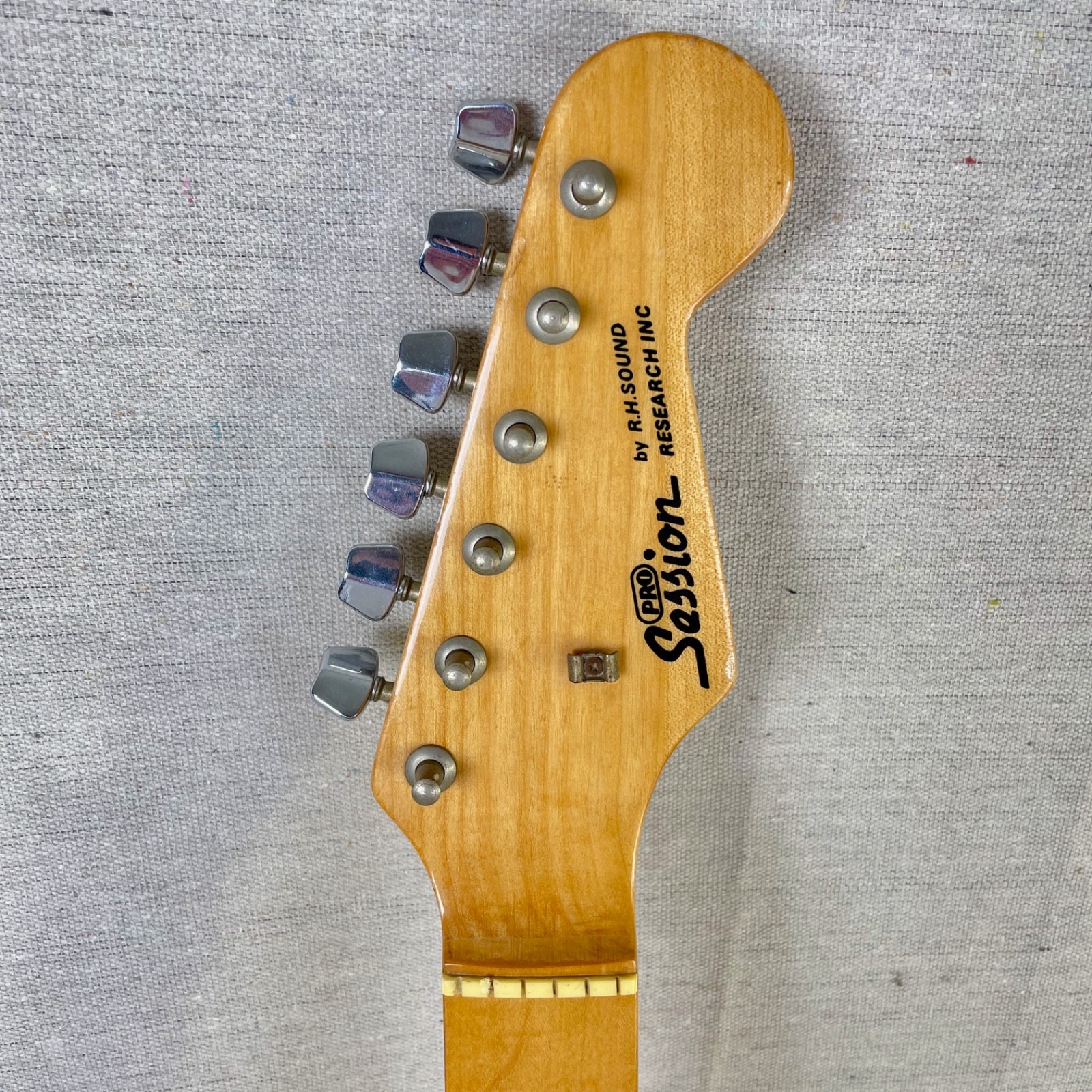 Pro Session Neck 1980s Maple Stratocaster Riverhead Sound Research RH Guitar