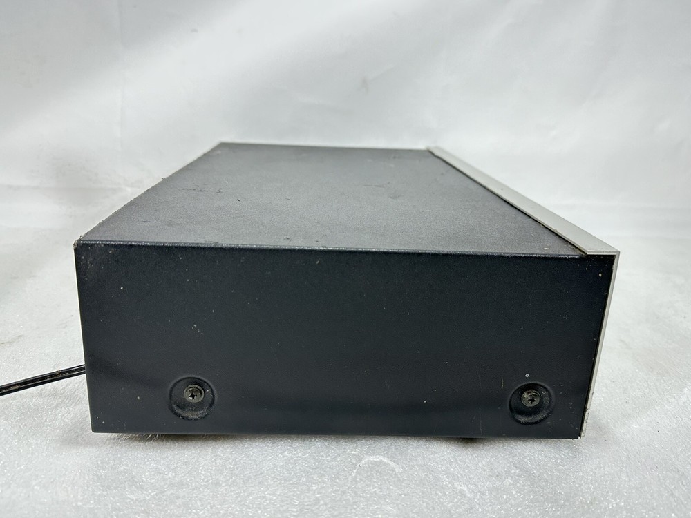 Realistic 31-2000A 10-Band Wide Range Stereo Frequency Equalizer ~ Broken Knobs