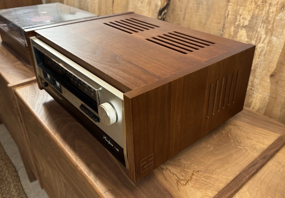 Accuphase Solid Walnut Custom Sleeve,  C-200, P-300, T-100 (Pre-Order)