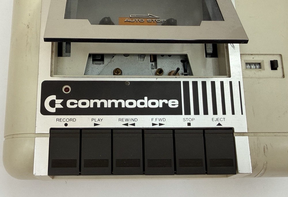VINTAGE Commodore 64 Datassette 1530 Model C2N Cassette Unit Computer Accessory