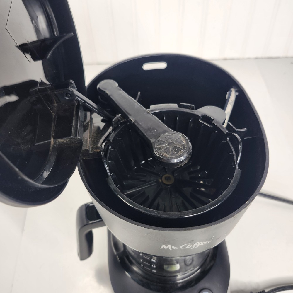 Mr. Coffee Mini Brew 5-Cup Programmable Coffee Maker BVMC-PC05BL1 Timer - Nice