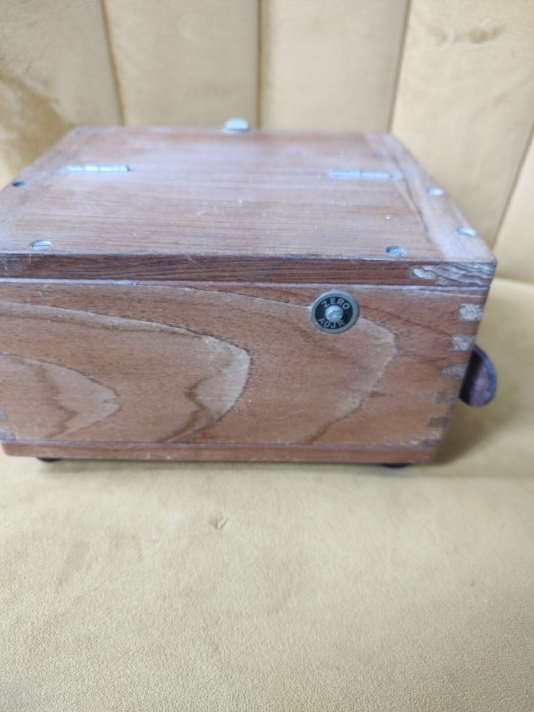 Vintage RECORD A.C. Ammeter Model - J152189 Broadheath England Electrical Tool