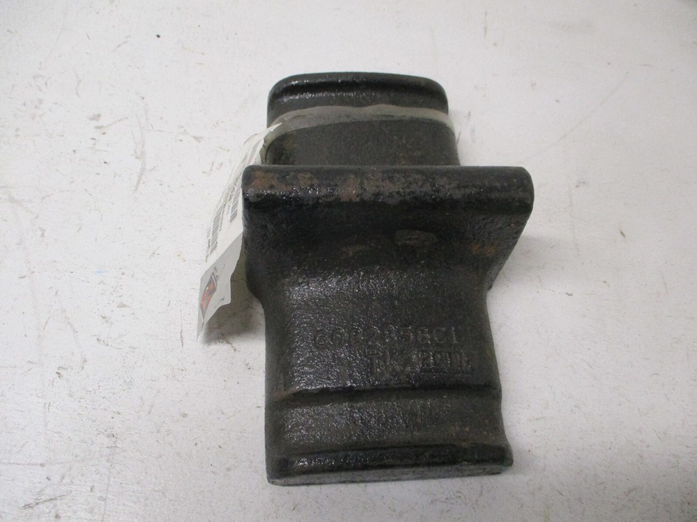 6082858C1 INTERNATIONAL U-BOLT FRONT SPRING SEAT