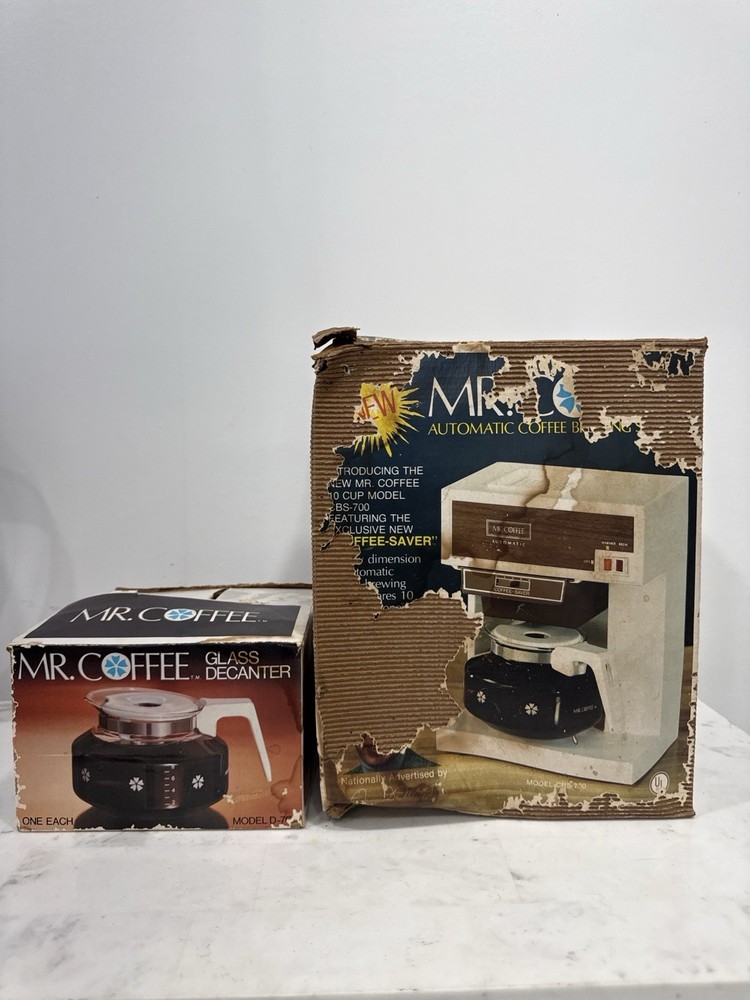 Vintage Mr Coffee Automatic Coffee Maker Set CBS-700 w/ Extra Decanter Boxes Ret