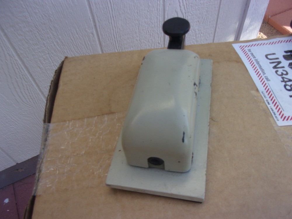 Vintage Westclox WWII CW Morse Code Telegraph Key