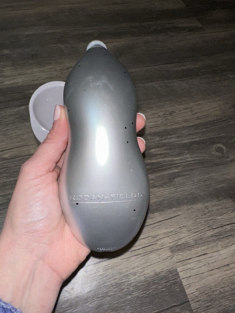 Rodan + Fields Macro Exfoliator Microdermabrasion Tool Charger Tested