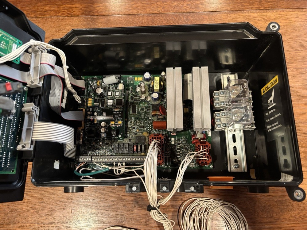 Cummins PCC2100 Panel