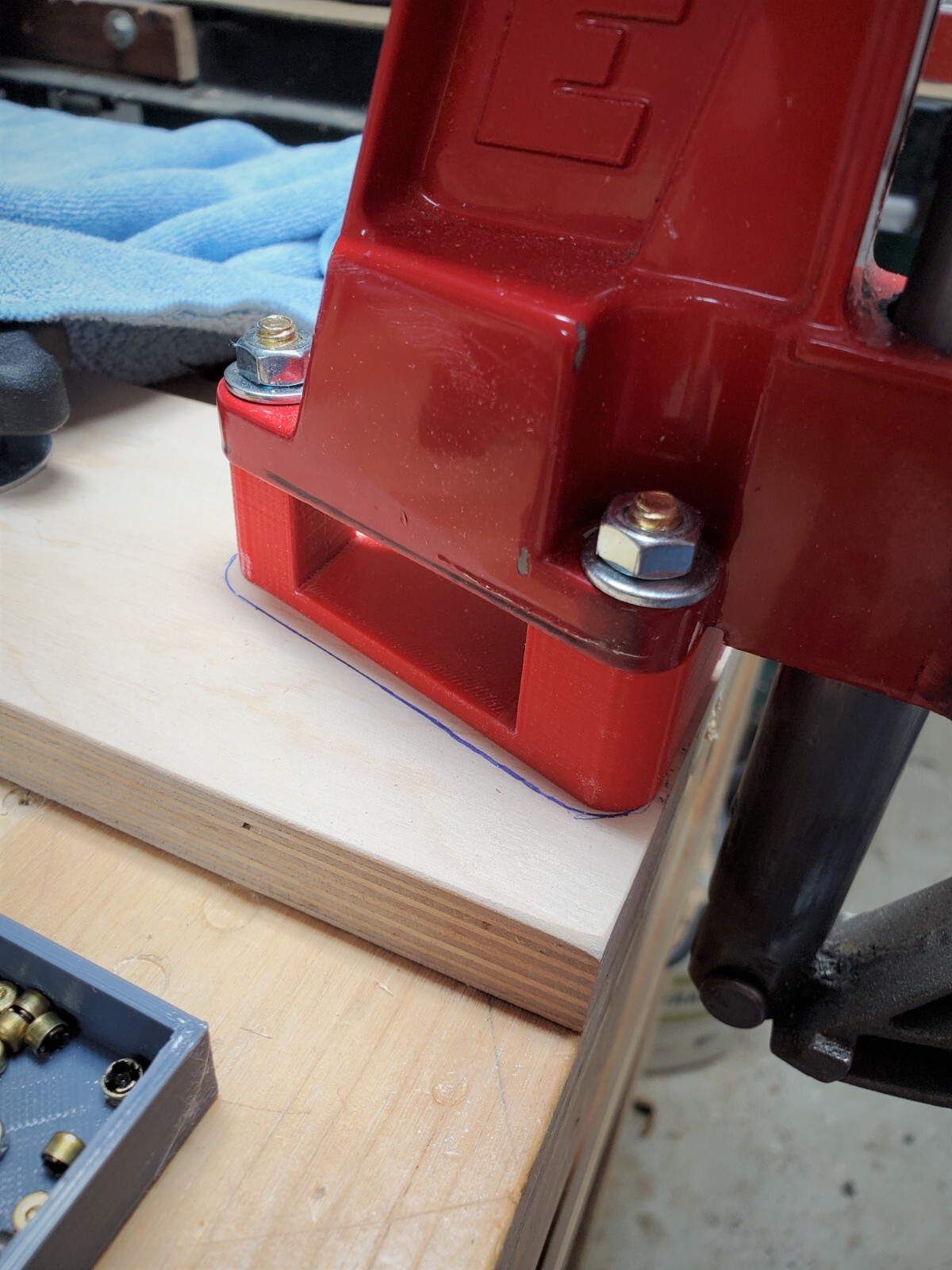 Lee Single Stage Press Reloader Primer Catcher and NEW Spent Primer Bridge combo