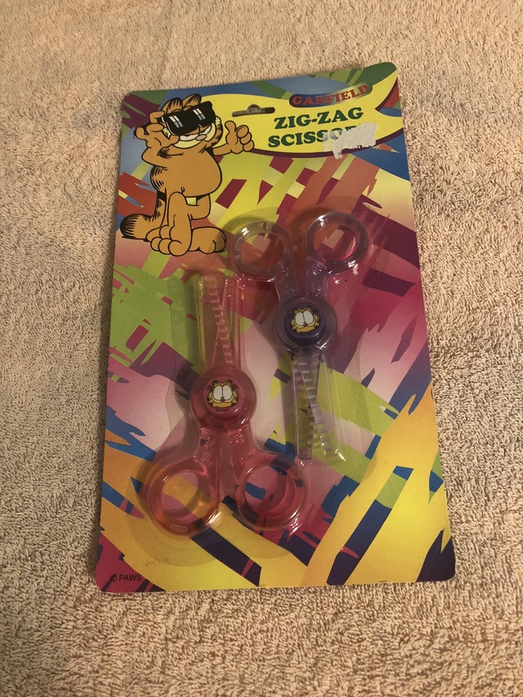 Paws Garfield Zig Zag Scissors #S4042 NIP