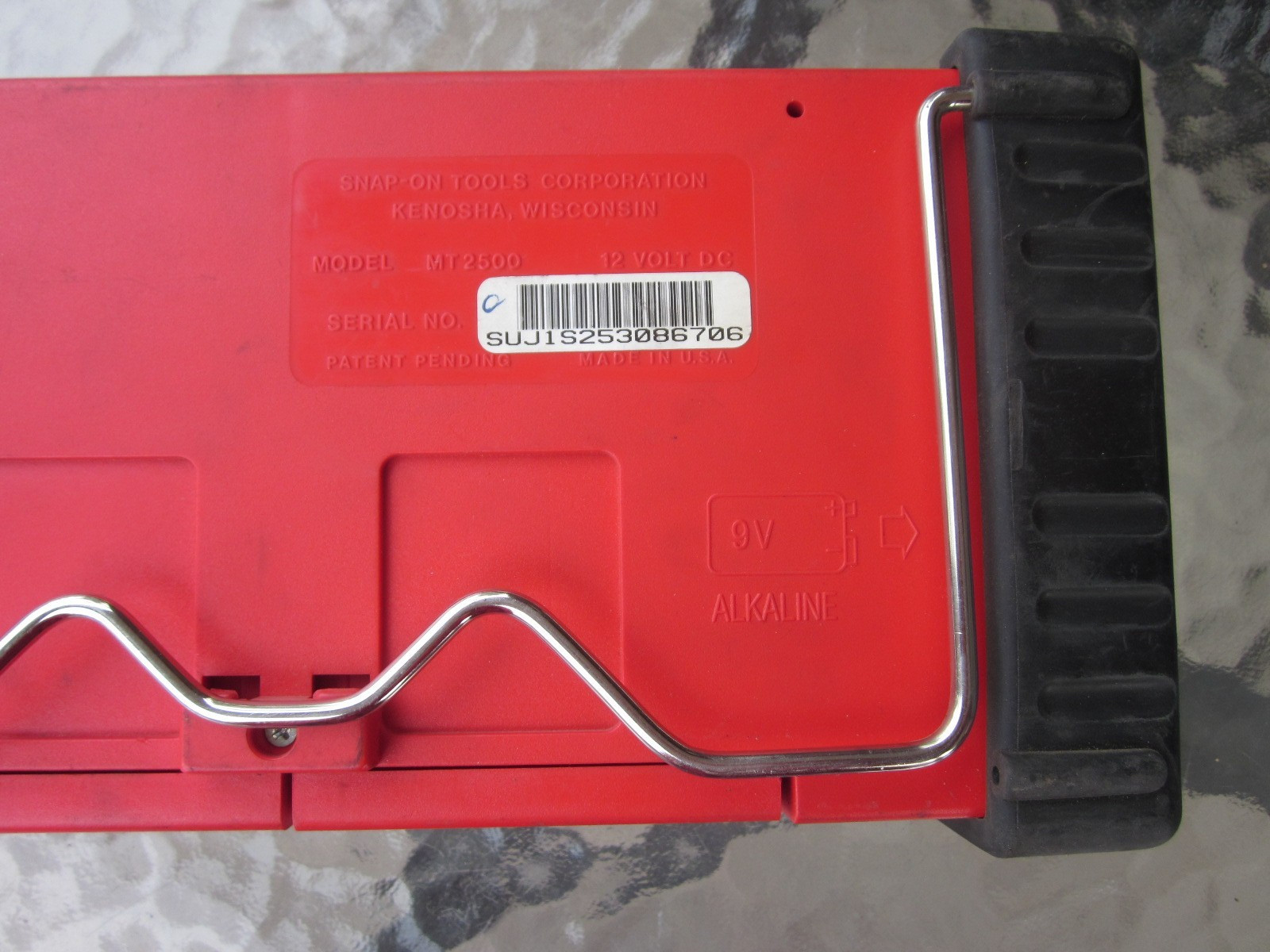 Snap-On MT2500 Super Deluxe Diagnostic Scanner Keys Cartridges Manuals Case