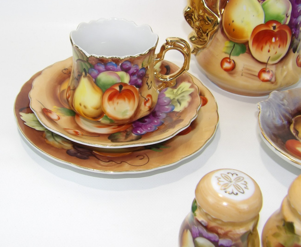 Vintage Lefton Heritage Fruit 8 Piece Assorted Serving Set