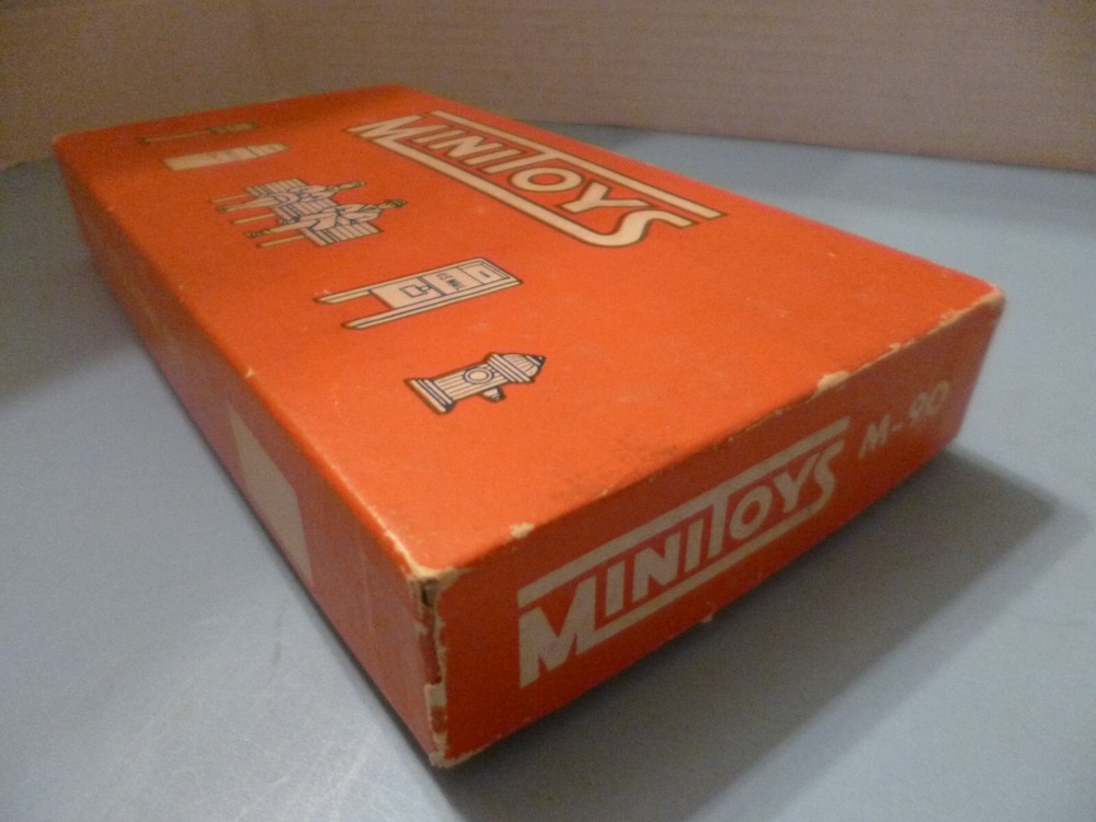 MINITOYS #M-90 DIECAST SET
