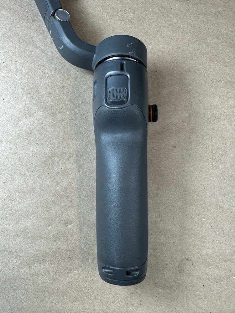 DJI Osmo Mobile 6 Gimbal Stabilizer Ships Fast!