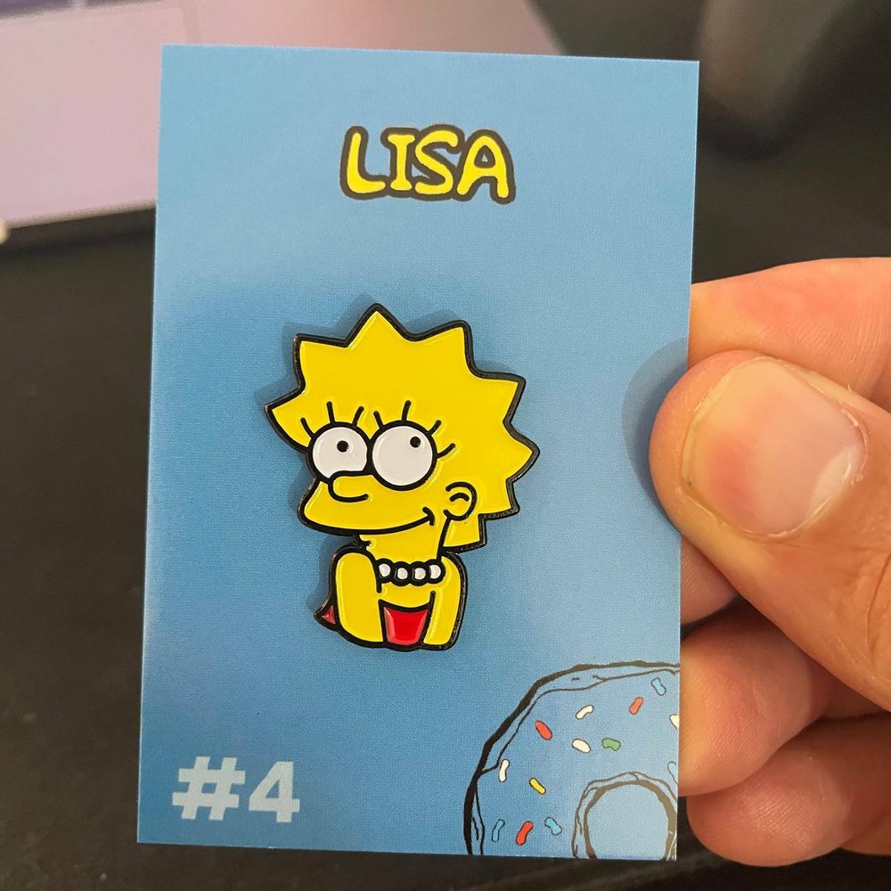 Simpsons - Lisa Enamel Pin (New)