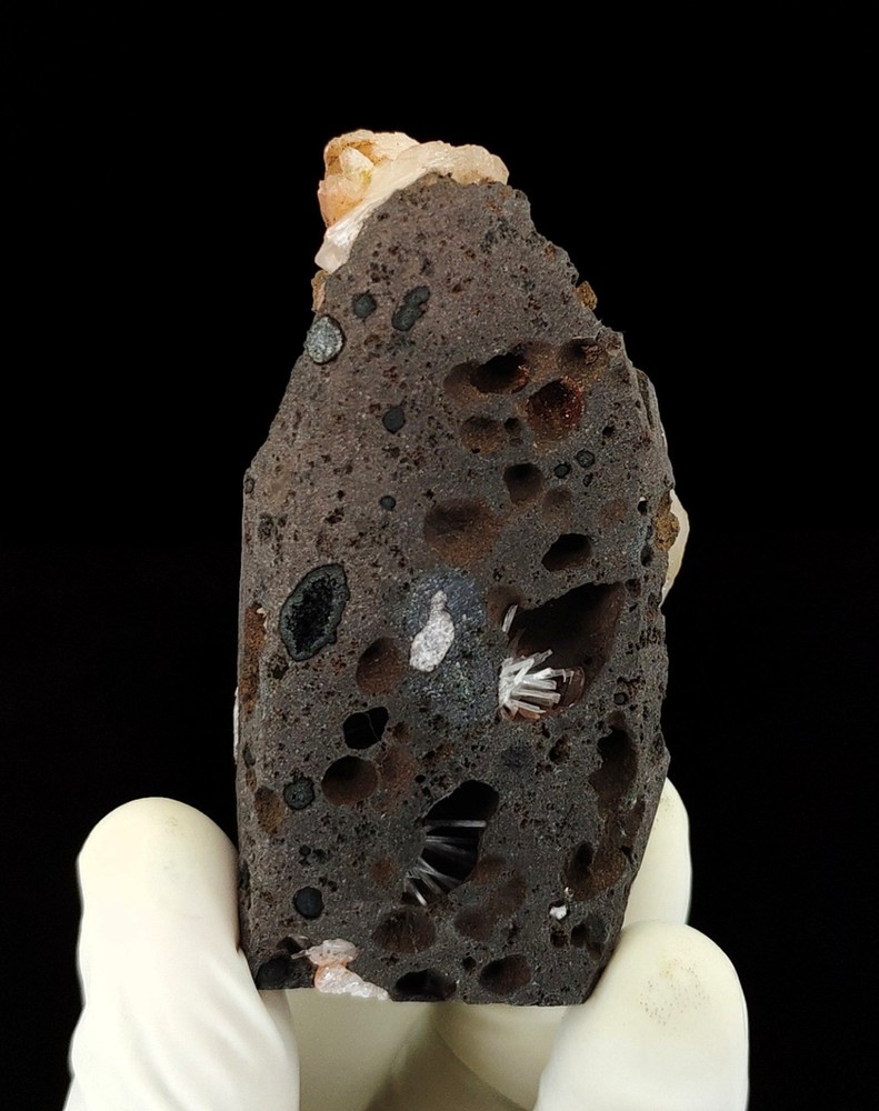 Natural Stilbite With Apophyllite Minerals #S155