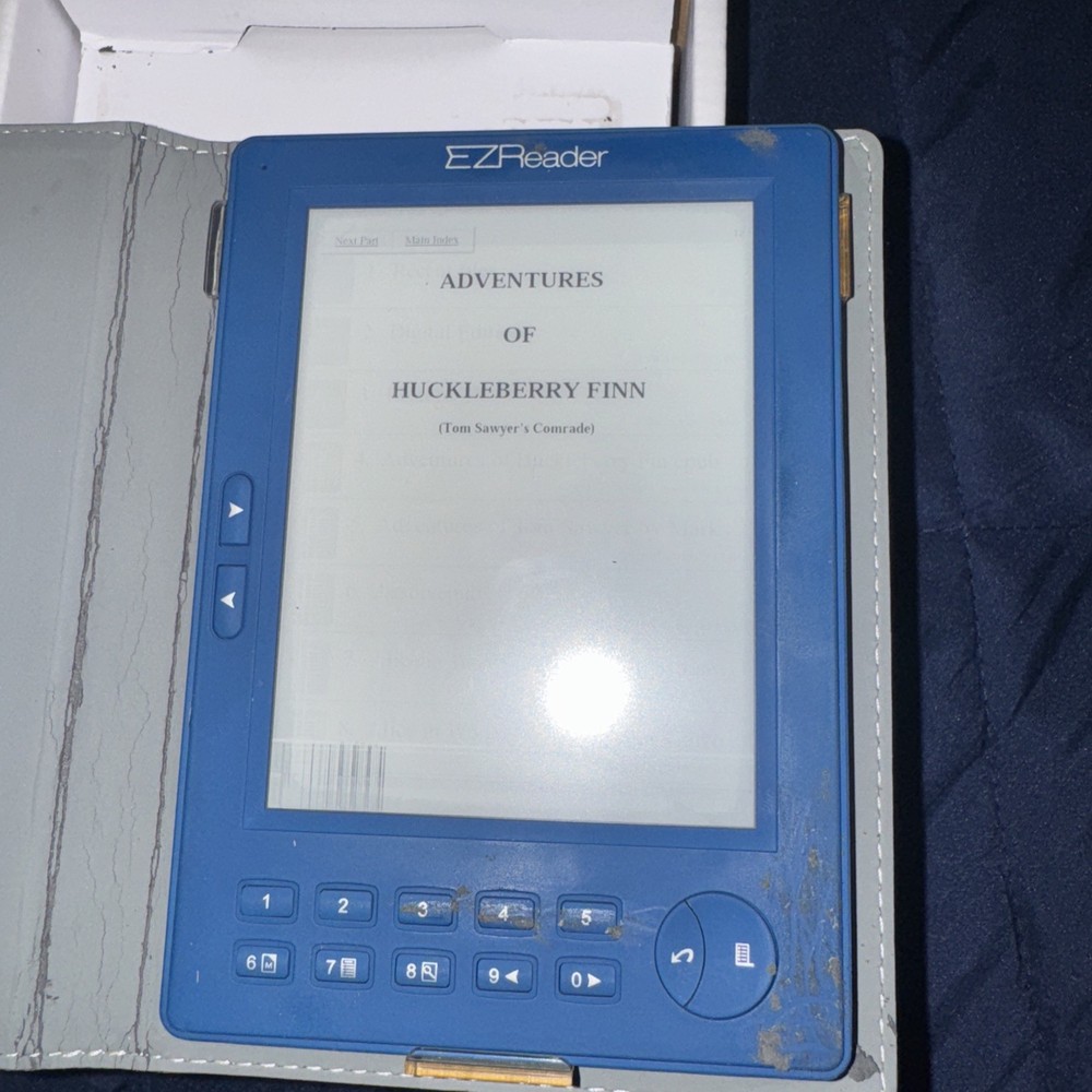 Astak 5" EZ Reader Pocket PRO- White EB-05EZPRO