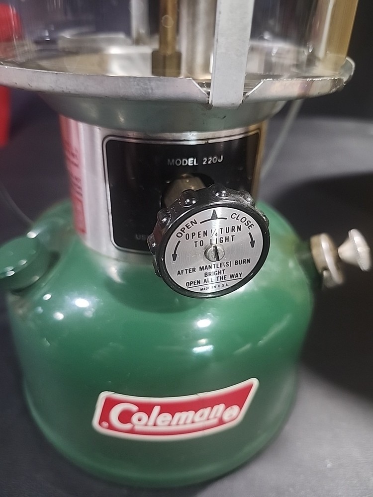 Coleman Lantern And Carry-Case Model 220J