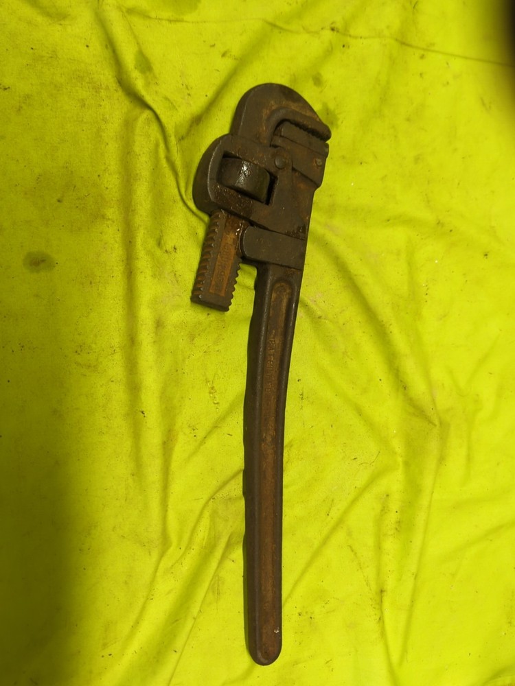 Trimo 18 Pipe Wrench Vintage